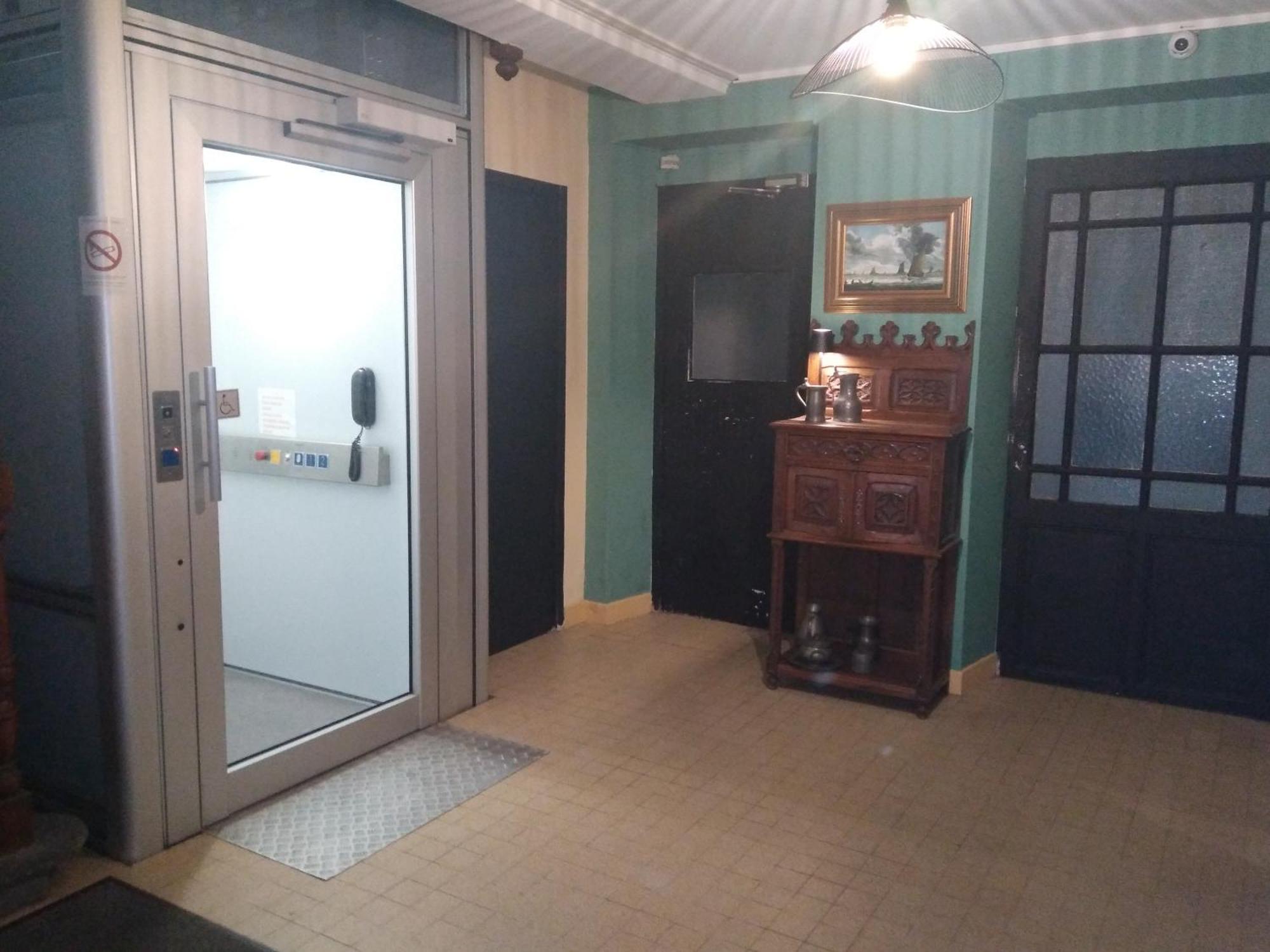 Hotel Le Normandy Beaumont-de-Lomagne Esterno foto